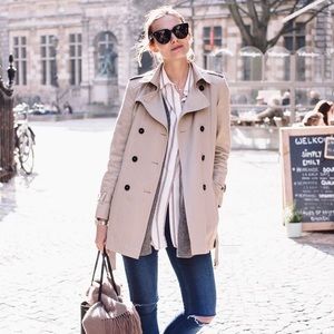 NEW❗️Classic Trench Coat - GAP - NWT ✨